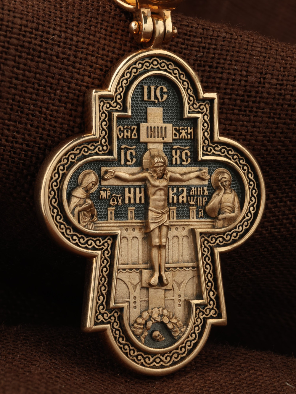 Крест из золота