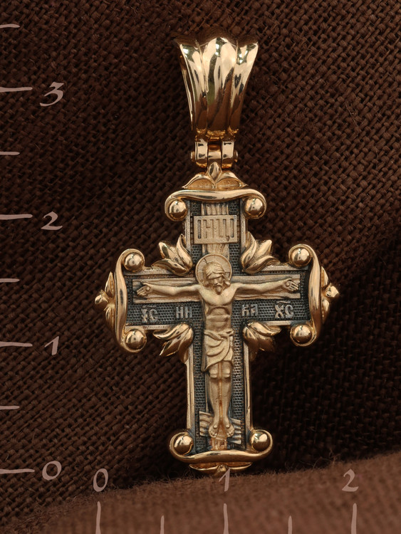 Крест из золота
