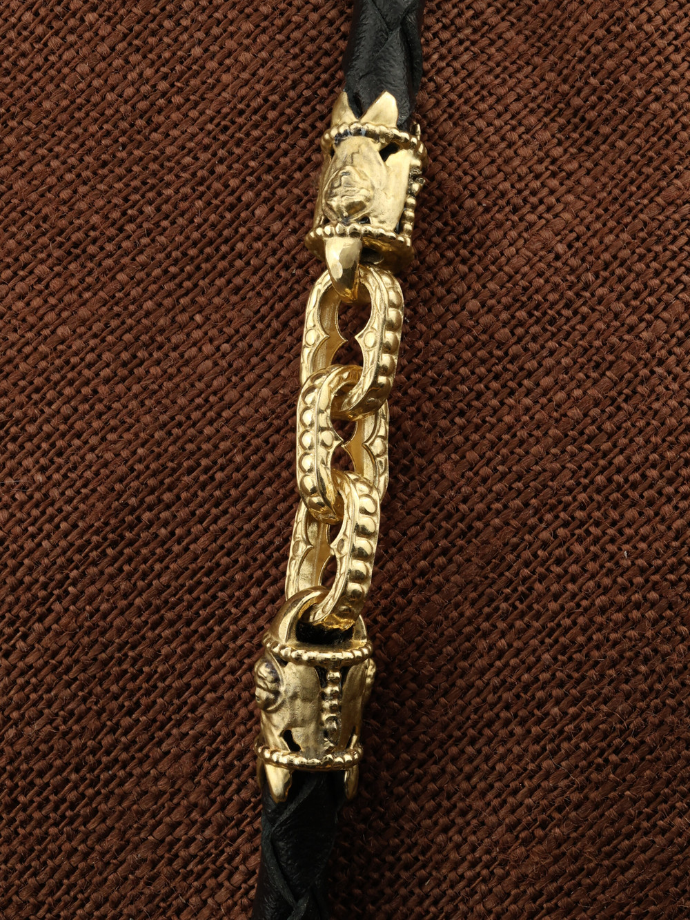 Шнурок кожаный из лимонного золота c кожаным шнурком