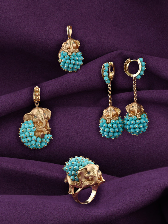 Кольцо из золота c эмалью и бирюзой