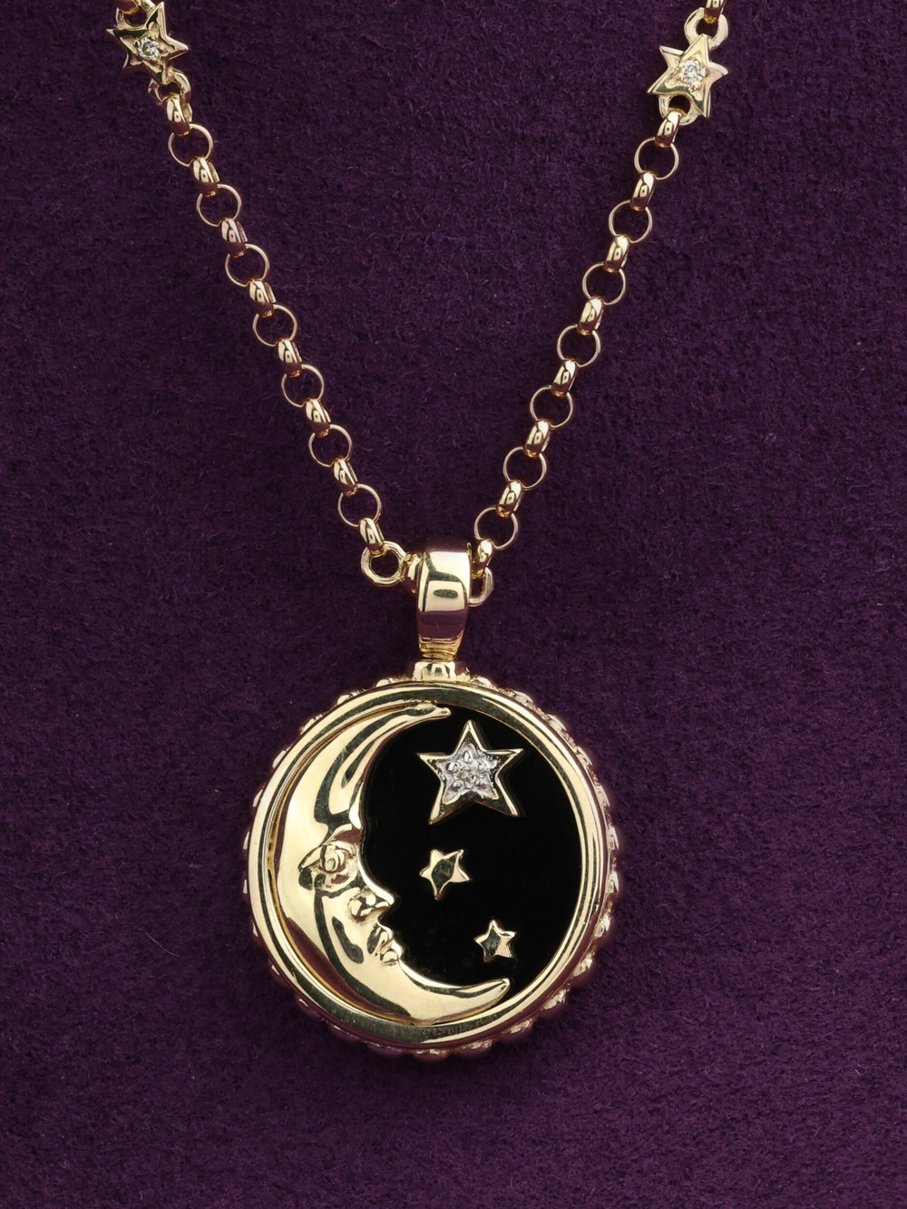 Колье из лимонного золота c бриллиантами, ониксом и перламутром