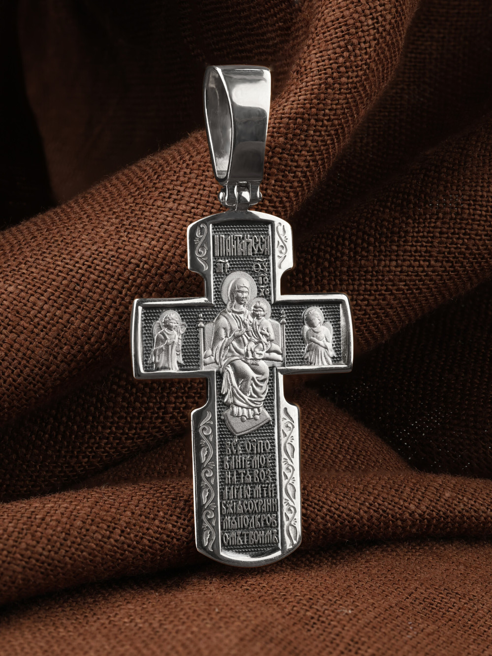 Крест из белого золота