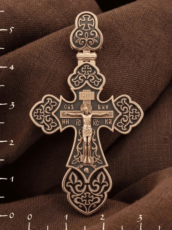 Крест из золота c эмаль