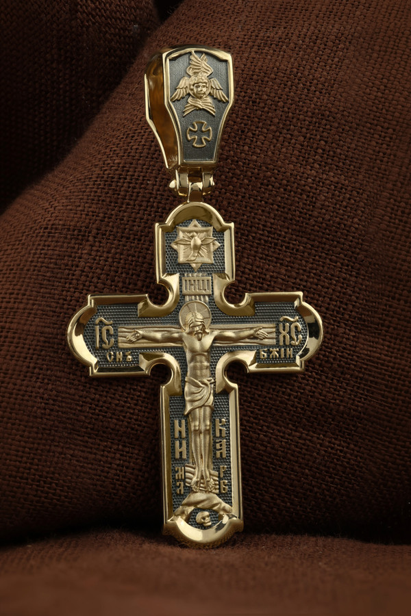 Крест из лимонного золота