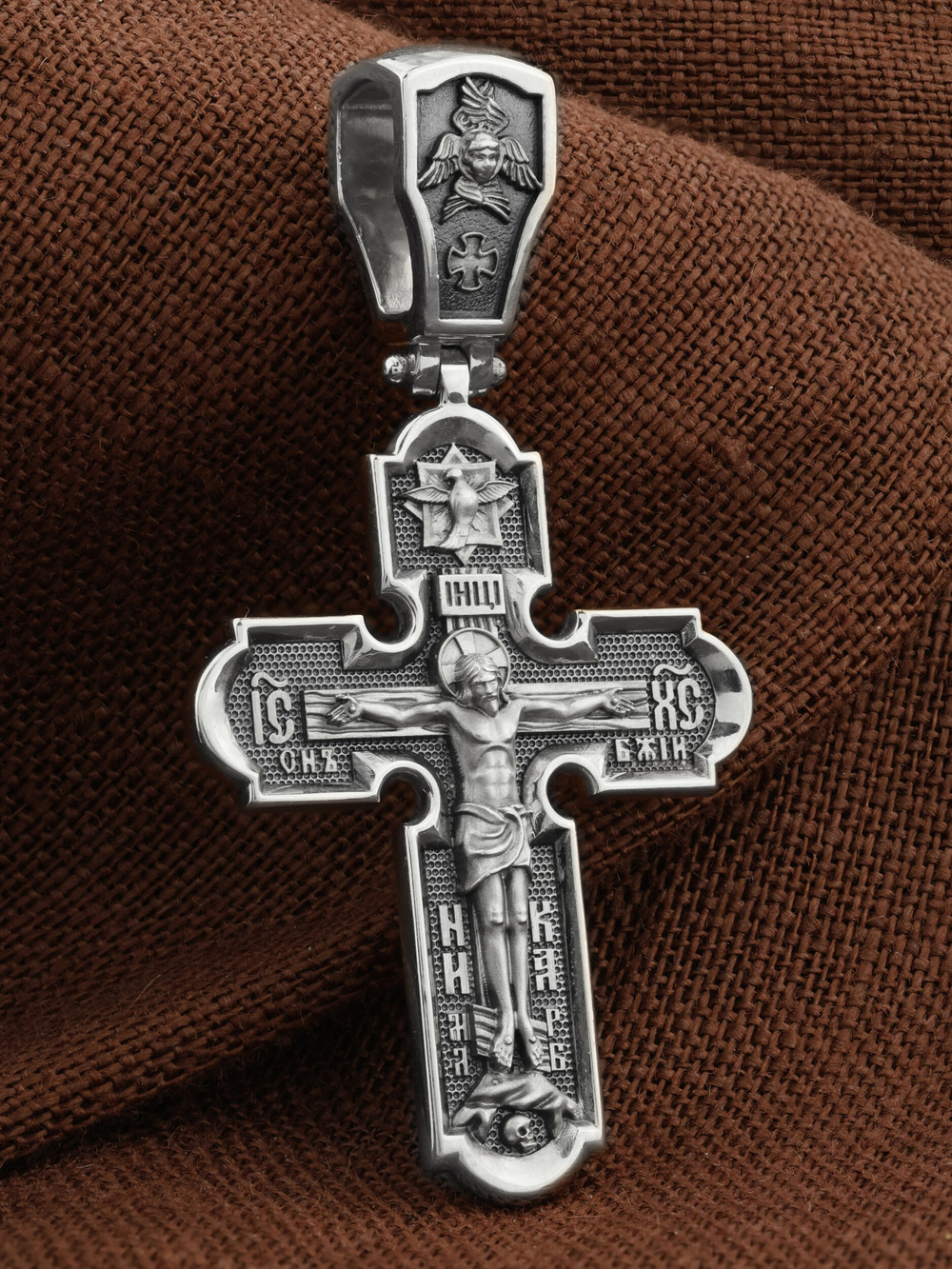 Крест из белого золота