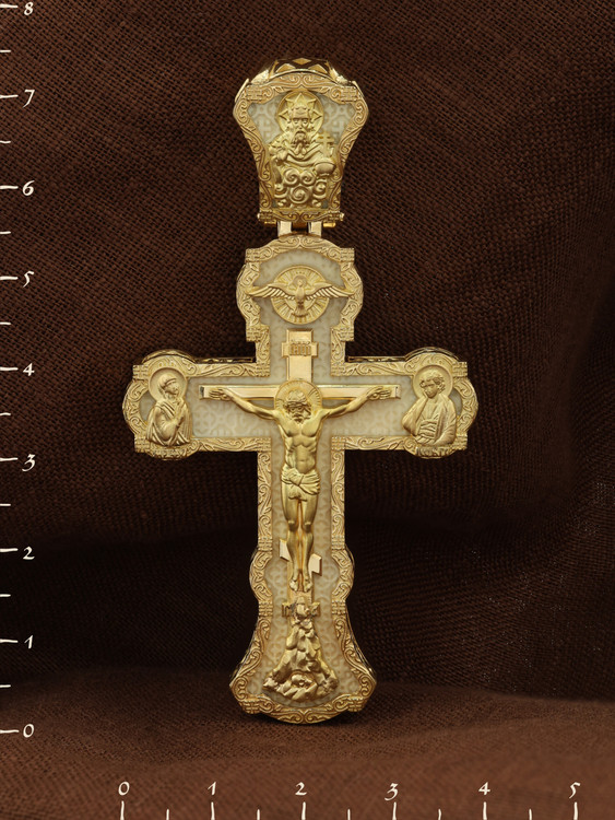 Крест из золота c бивнем мамонта