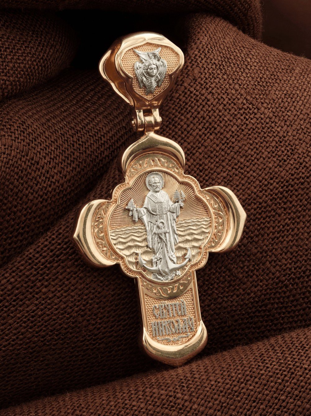 Крест из золота