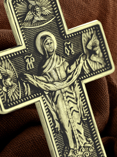 Крест из лимонного золота