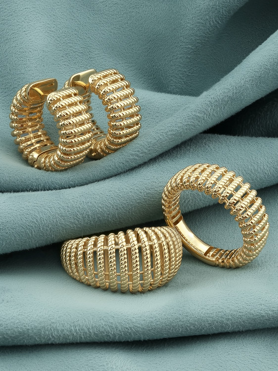 Серьги из золота