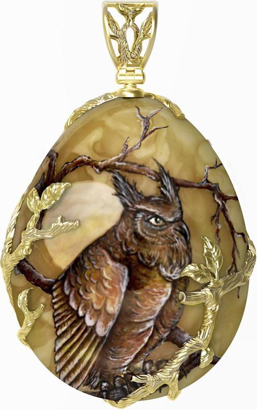 Подвеска из лимонного золота c росписным янтарём