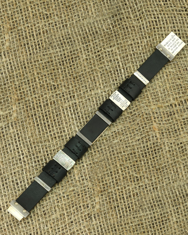 Браслет из серебра и золота c кожаным шнурком