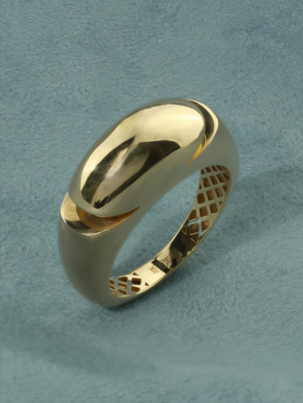 Кольцо из лимонного золота