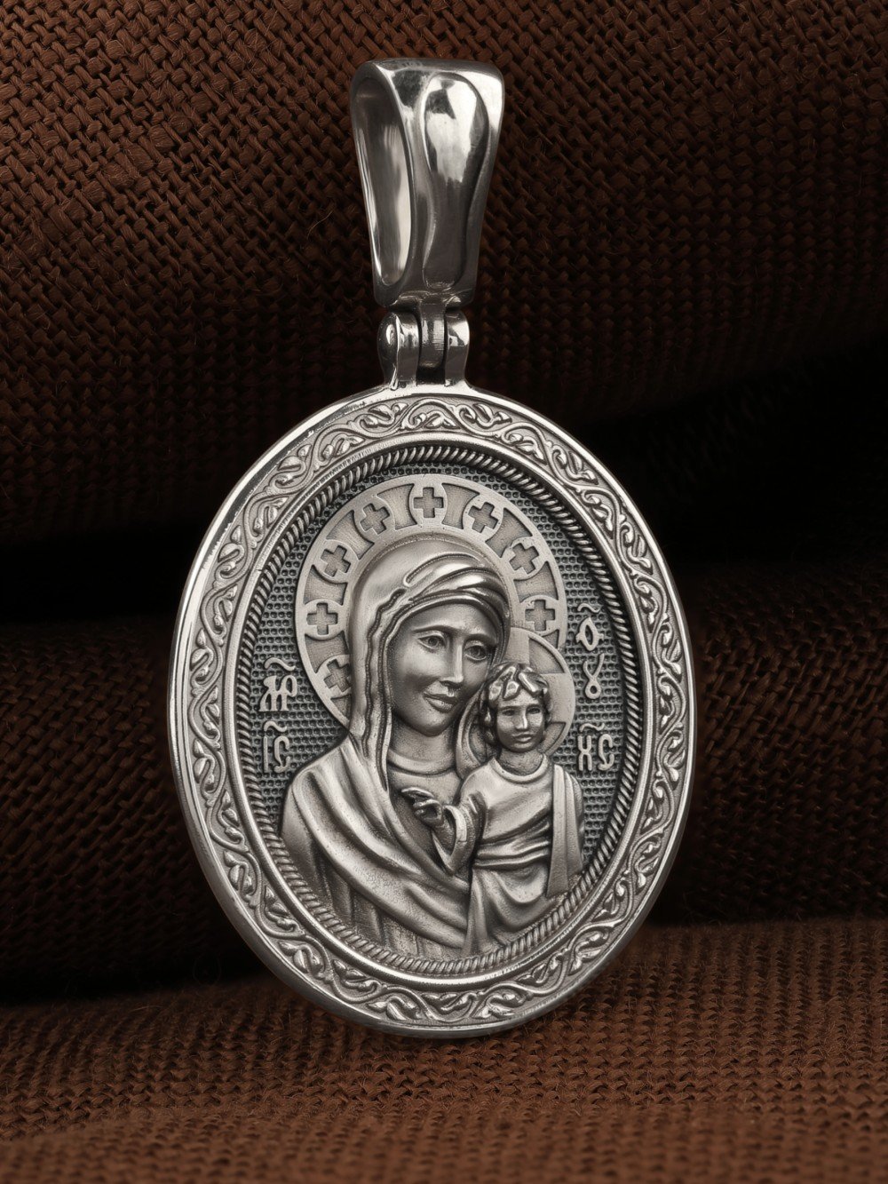 Образок из белого золота