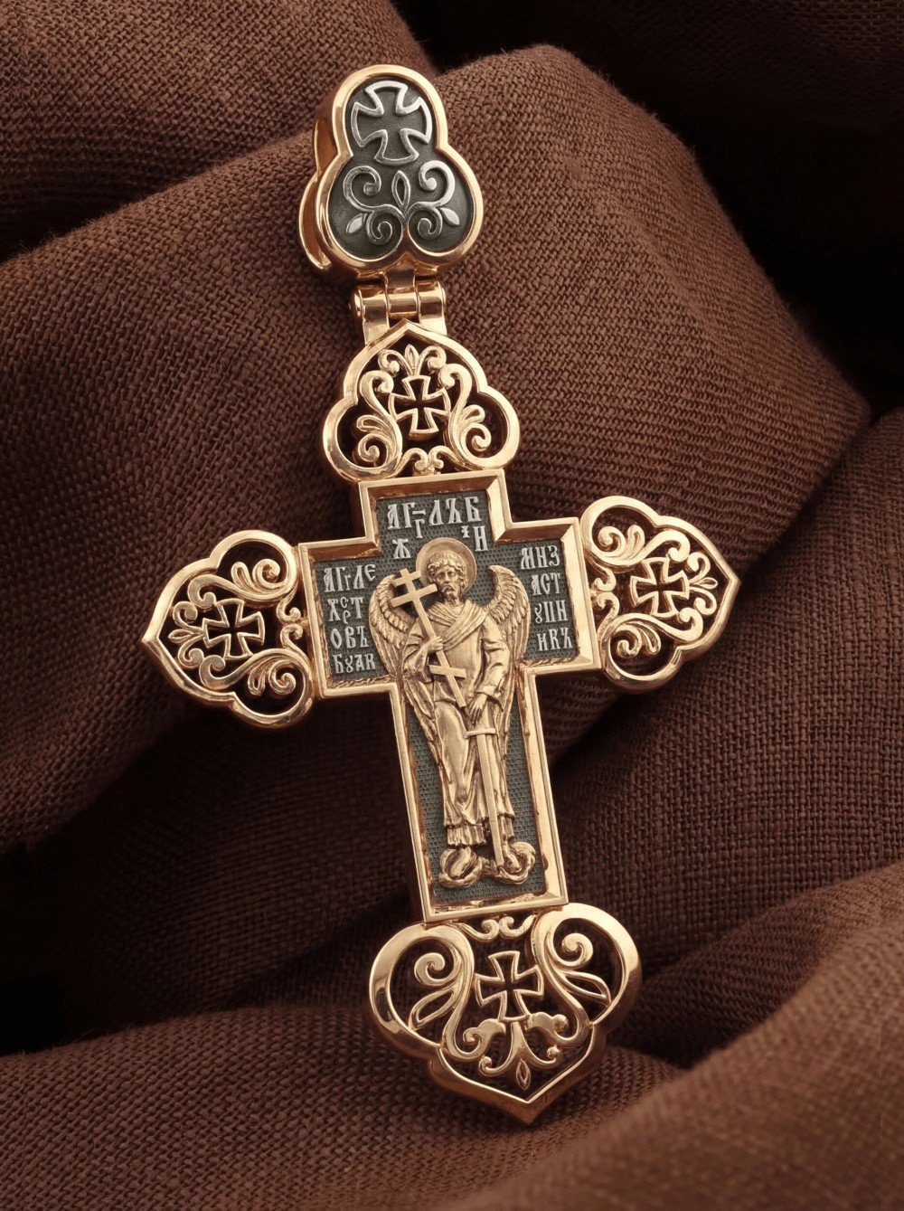 Крест из золота