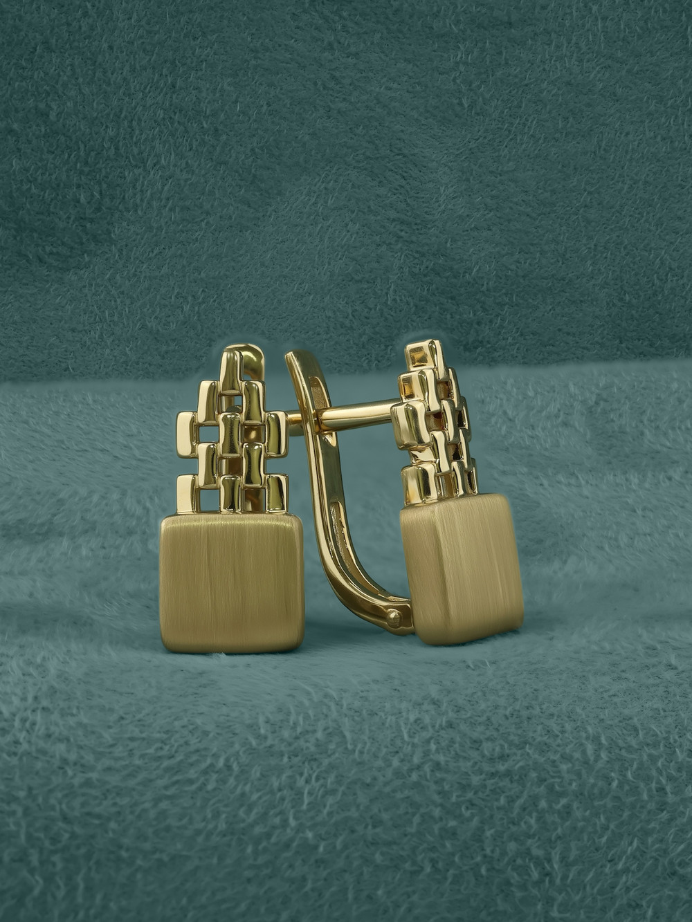 Серьги из лимонного золота