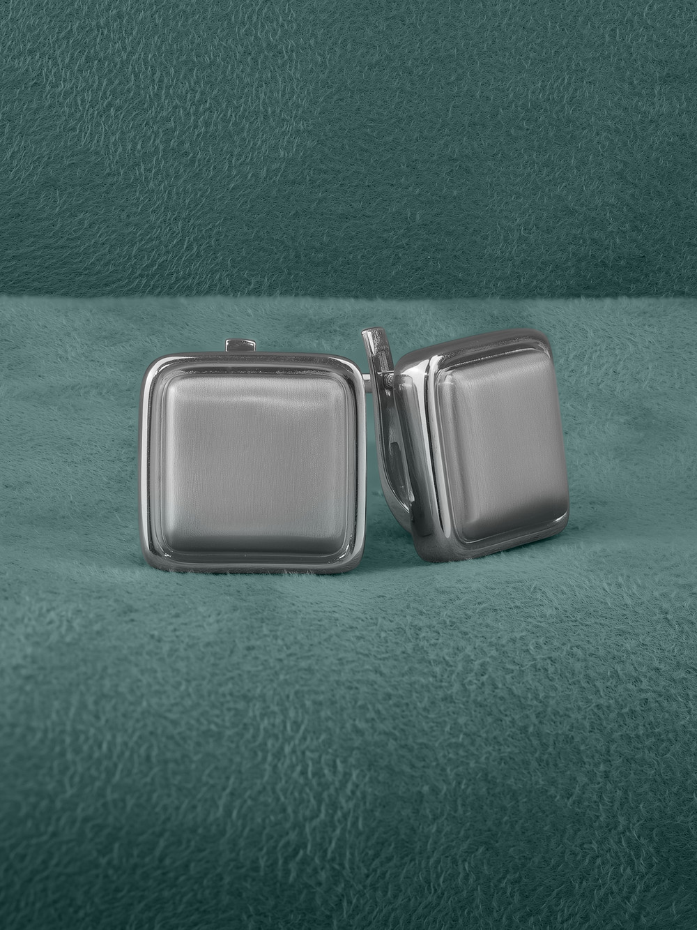 Серьги из белого золота