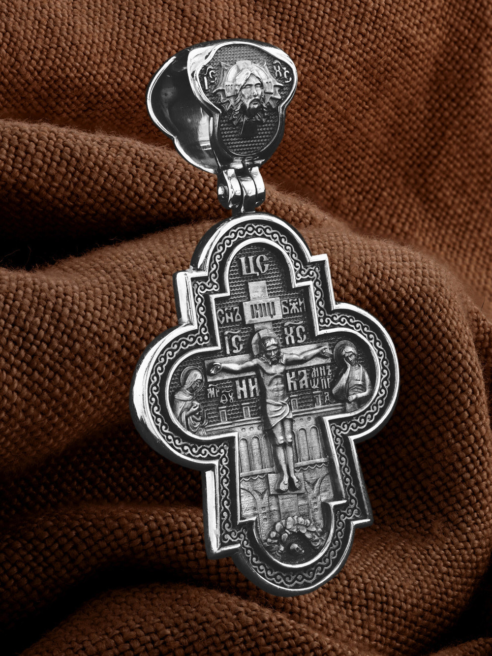 Крест из белого золота