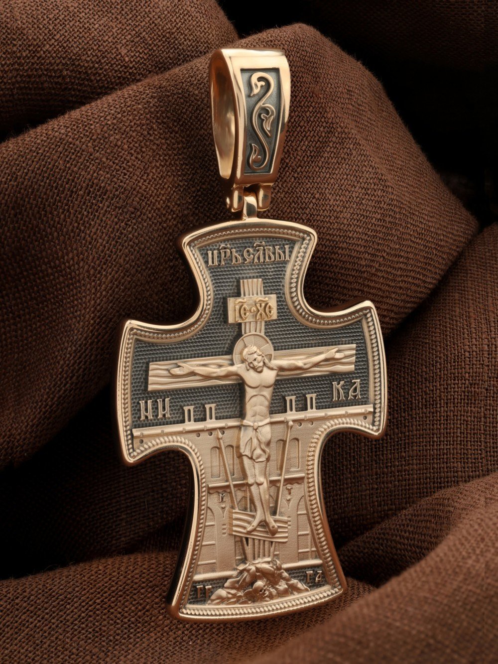 Крест из золота