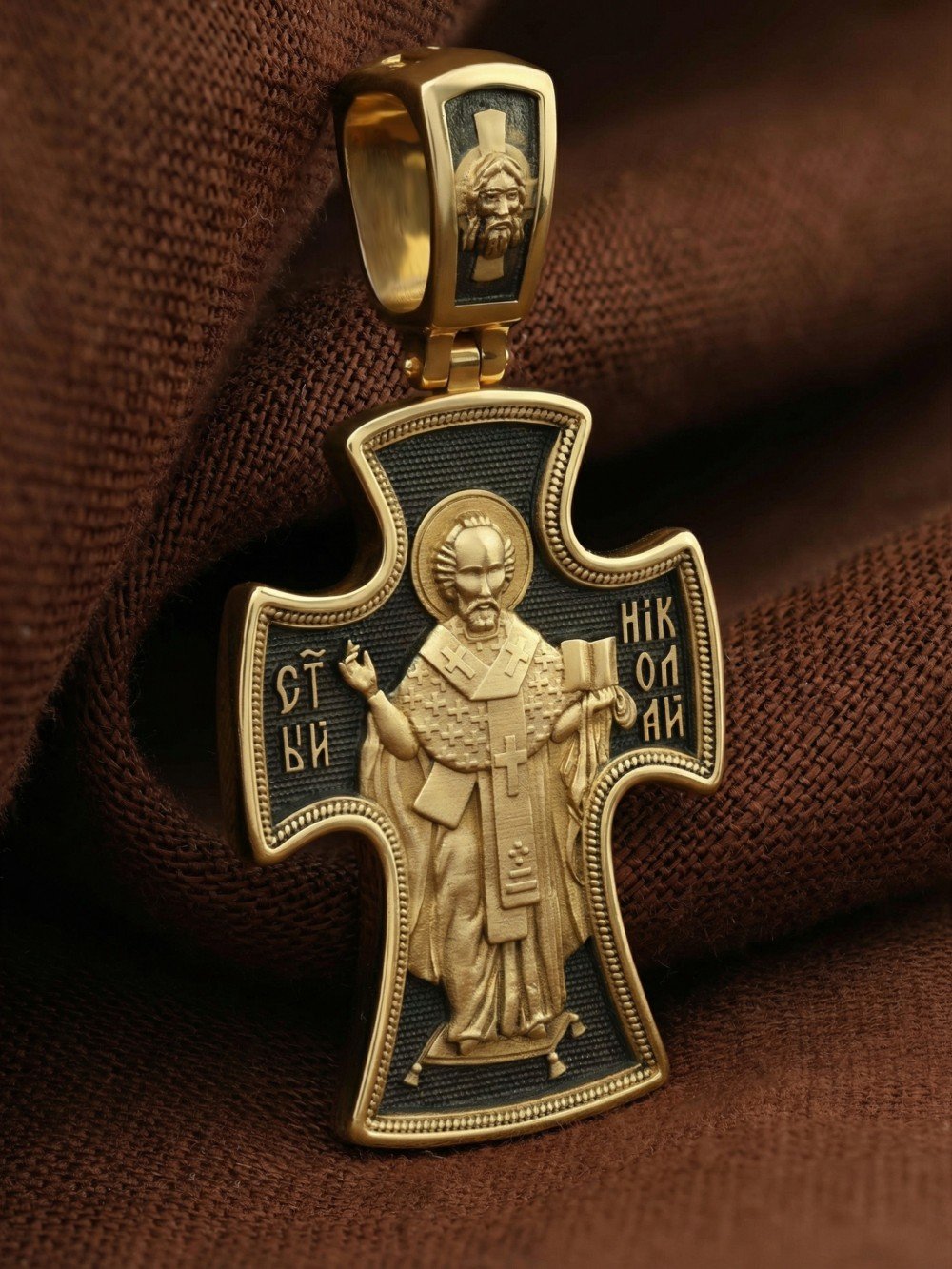 Крест из лимонного золота