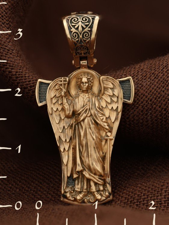 Крест из золота