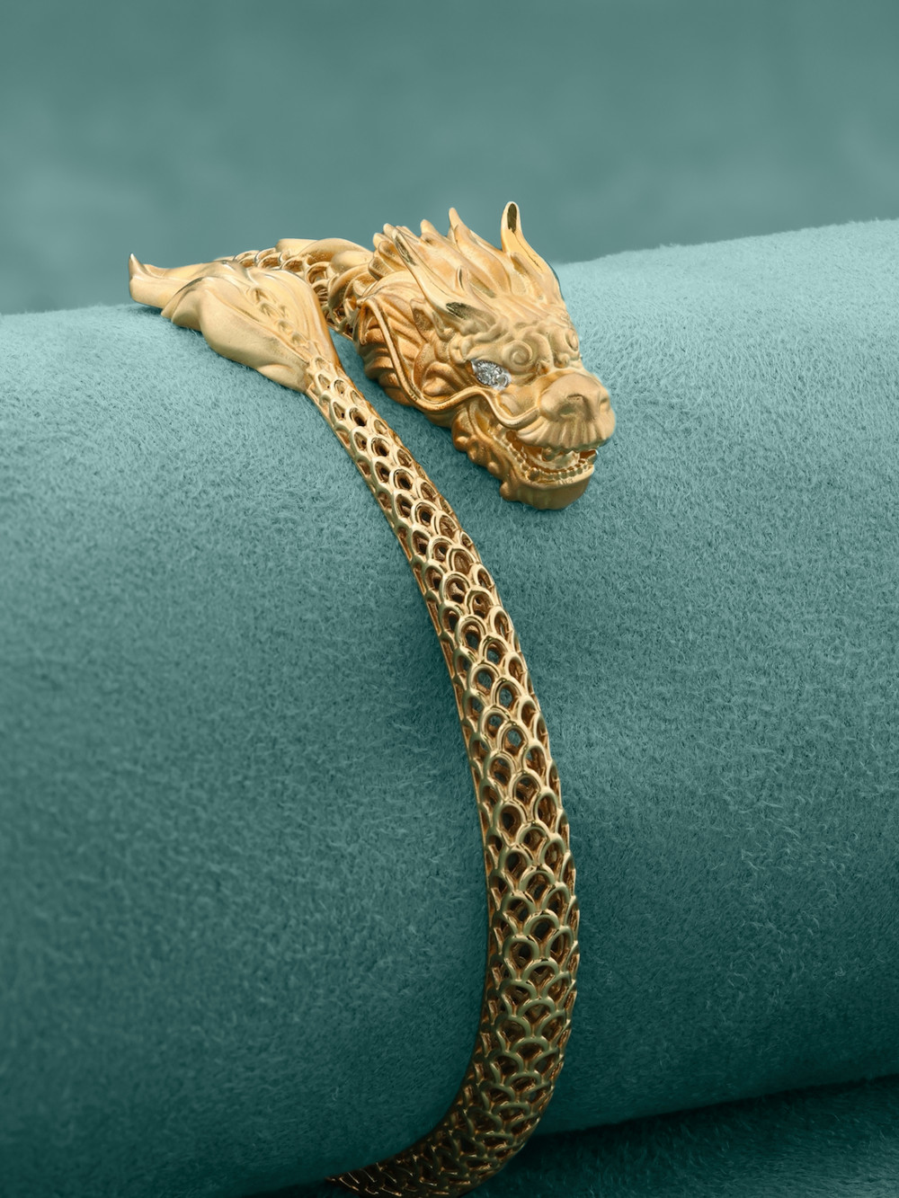 Браслет из золота c бриллиантами