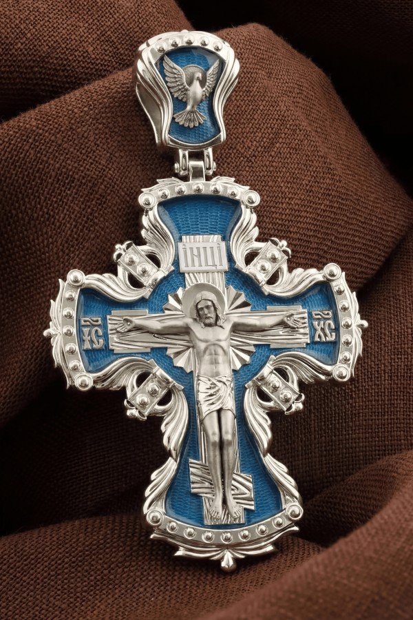 Крест из белого золота c эмалью