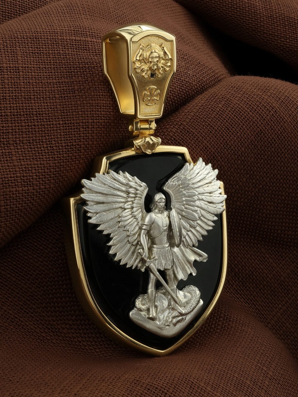 Образок из лимонного золота c эмаль и ониксом