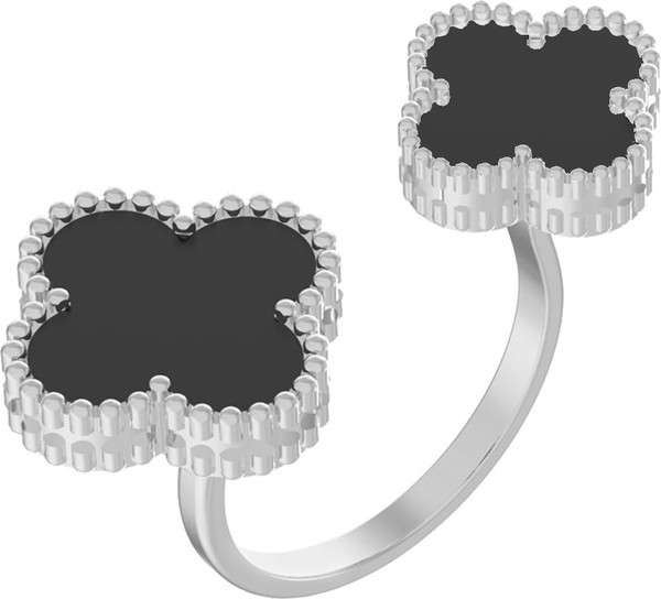 Кольцо из белого золота c ониксом