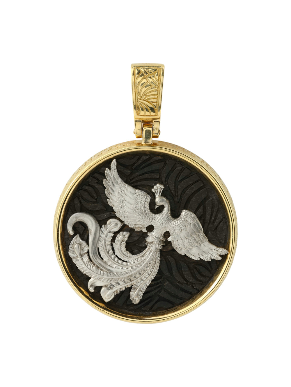 Подвеска из лимонного золота c эбеновым деревом