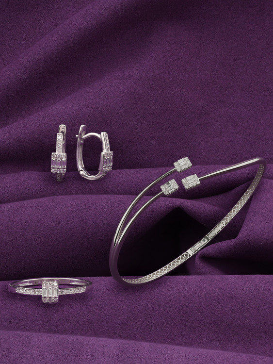 Браслет из белого золота c бриллиантами