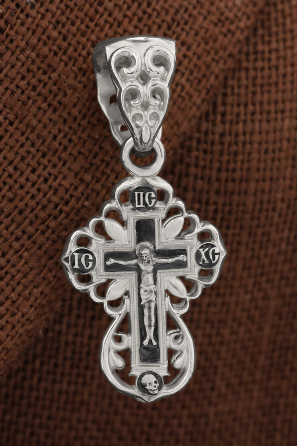 Крест из белого золота