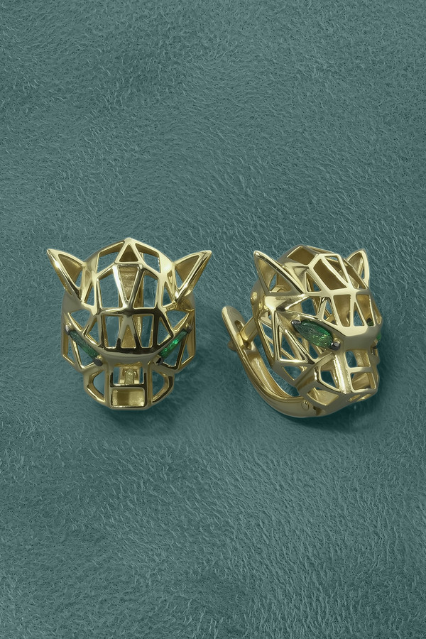 Серьги из лимонного золота c изумрудом