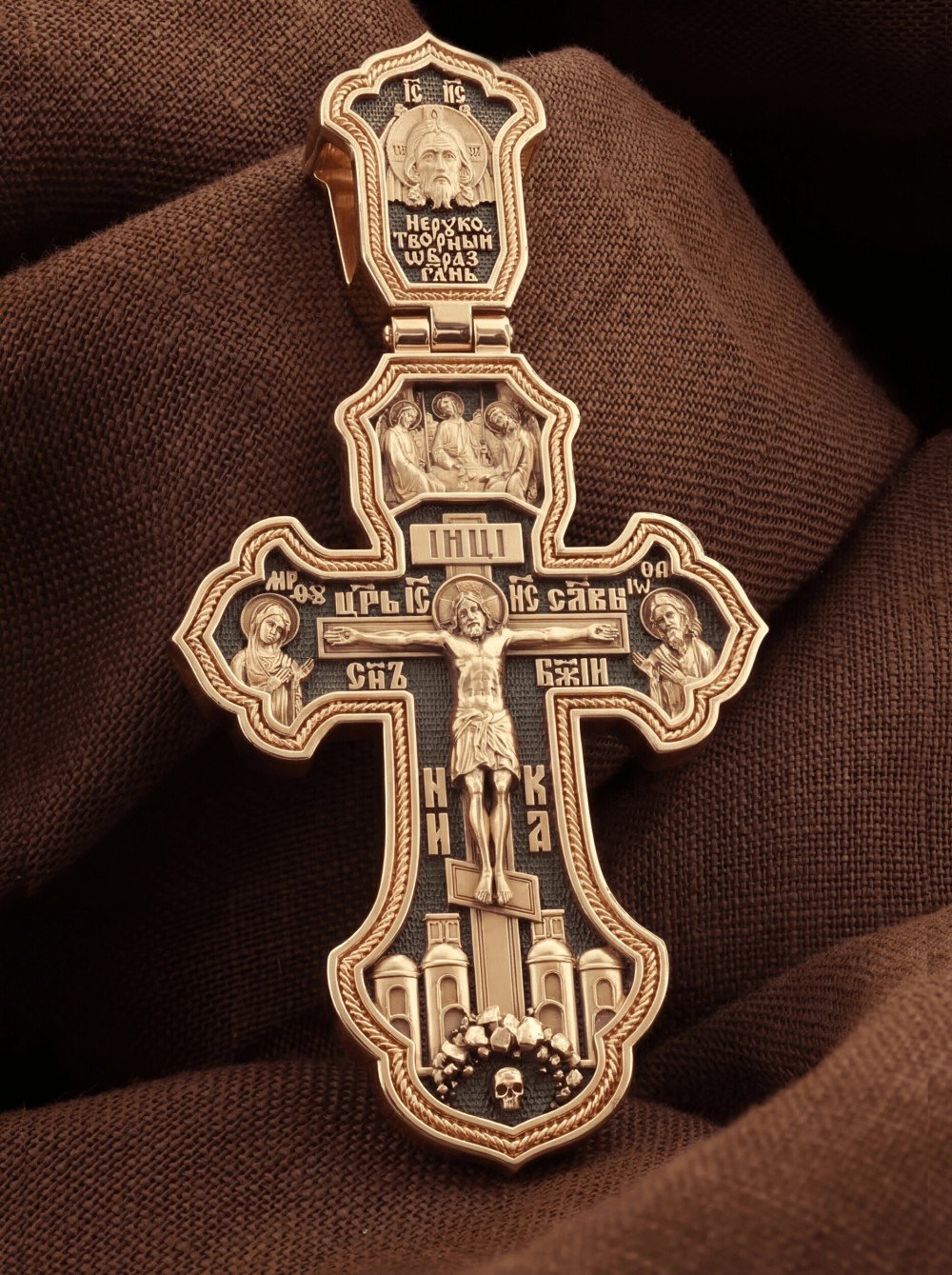 Крест из золота