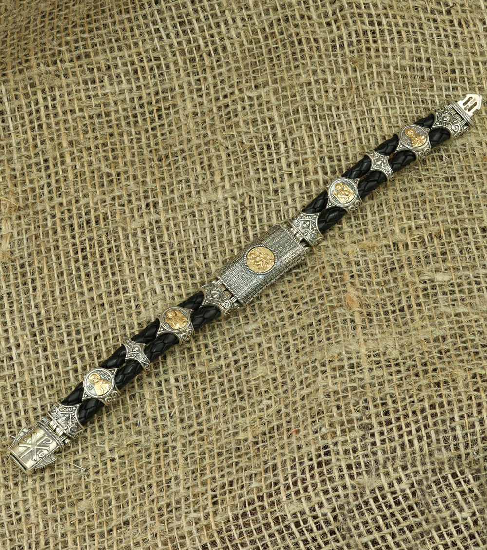 Браслет из серебра и золота c кожаным шнурком