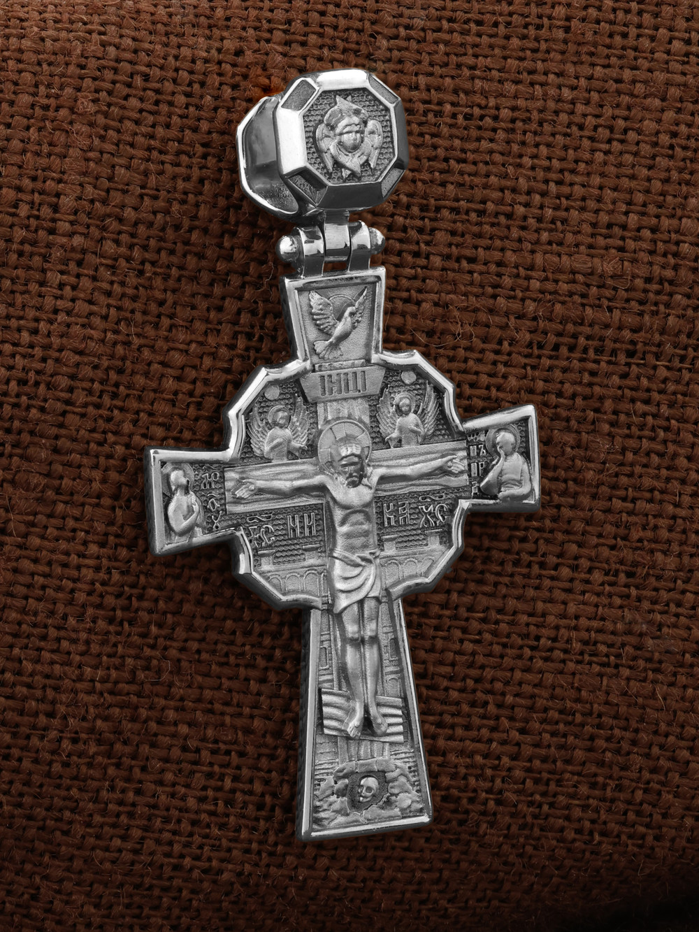 Крест из белого золота