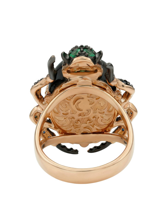 Кольцо из золота c бриллиантами, сапфиром, изумрудом и ониксом
