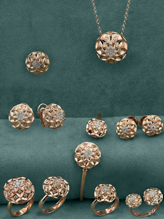 Колье из золота c бриллиантами