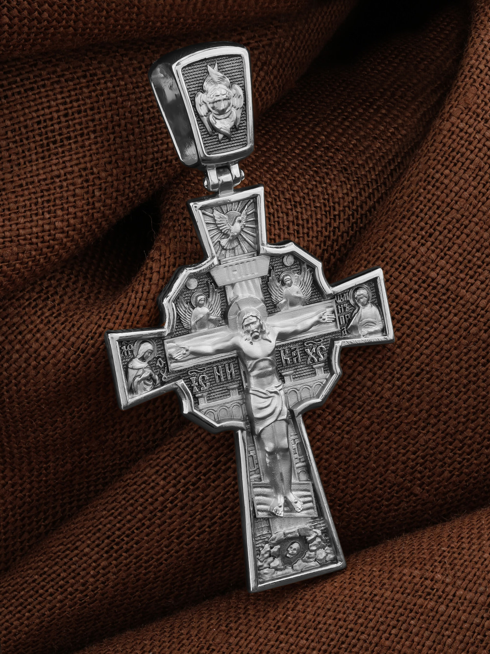 Крест из белого золота