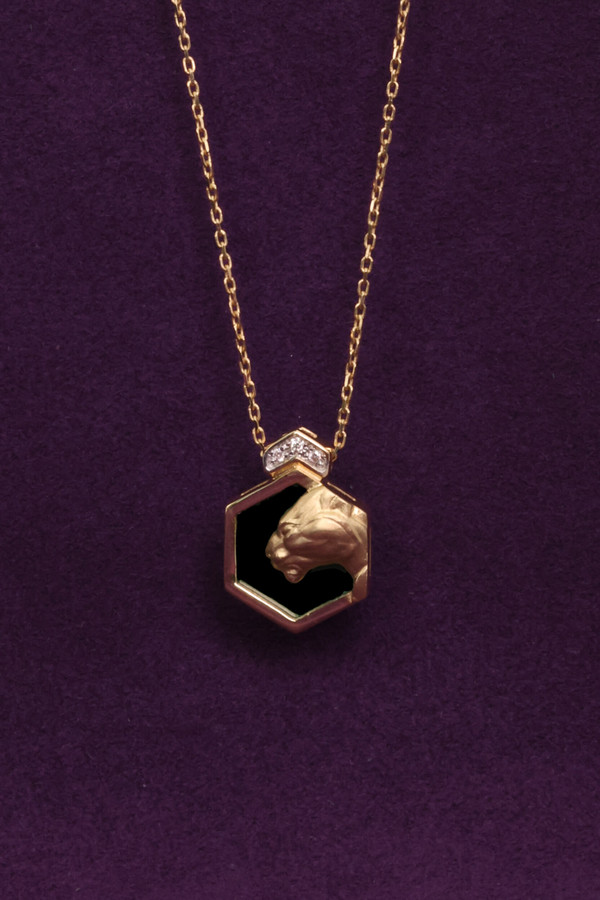 Колье из золота c бриллиантами и ониксом