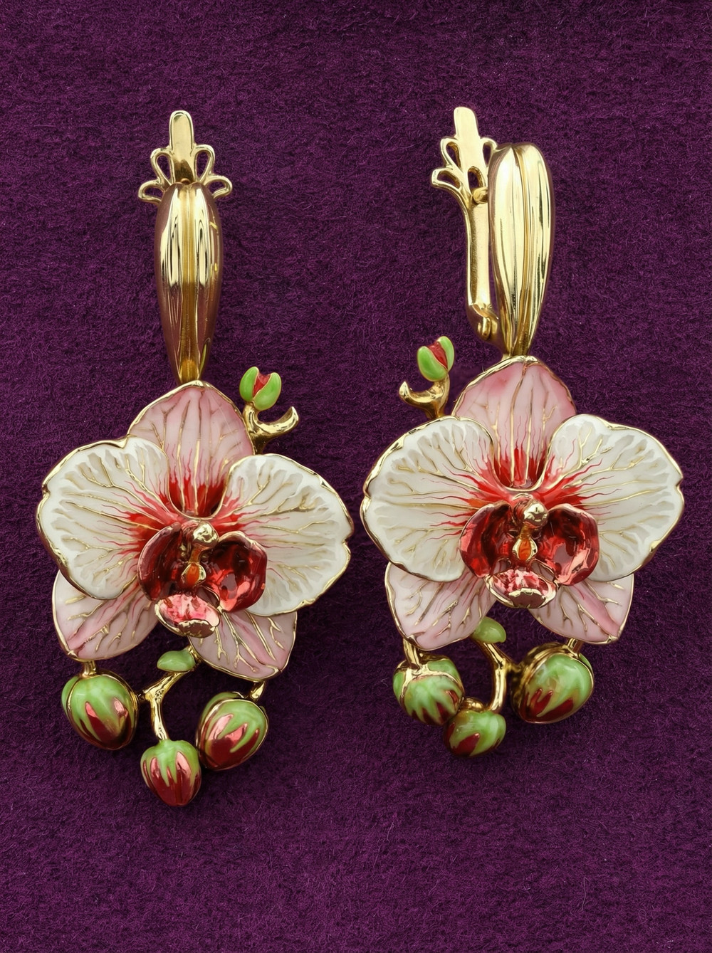 Серьги из лимонного золота c эмалью