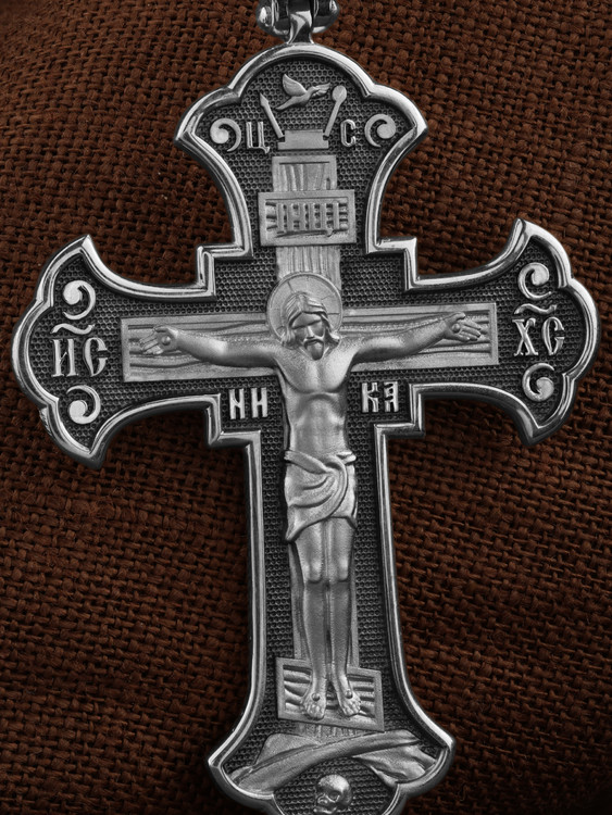 Крест из белого золота