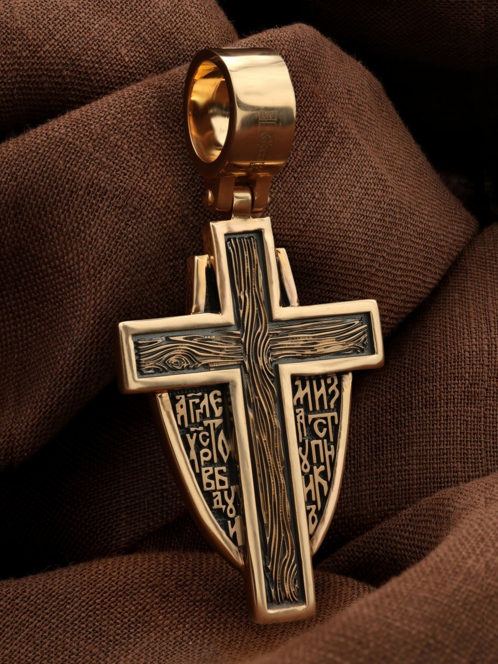 Крест из золота