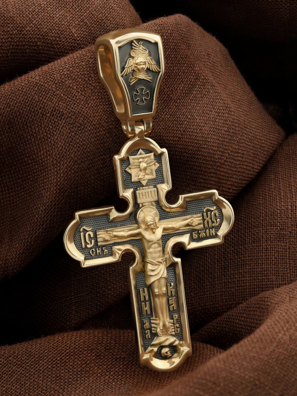 Крест из лимонного золота