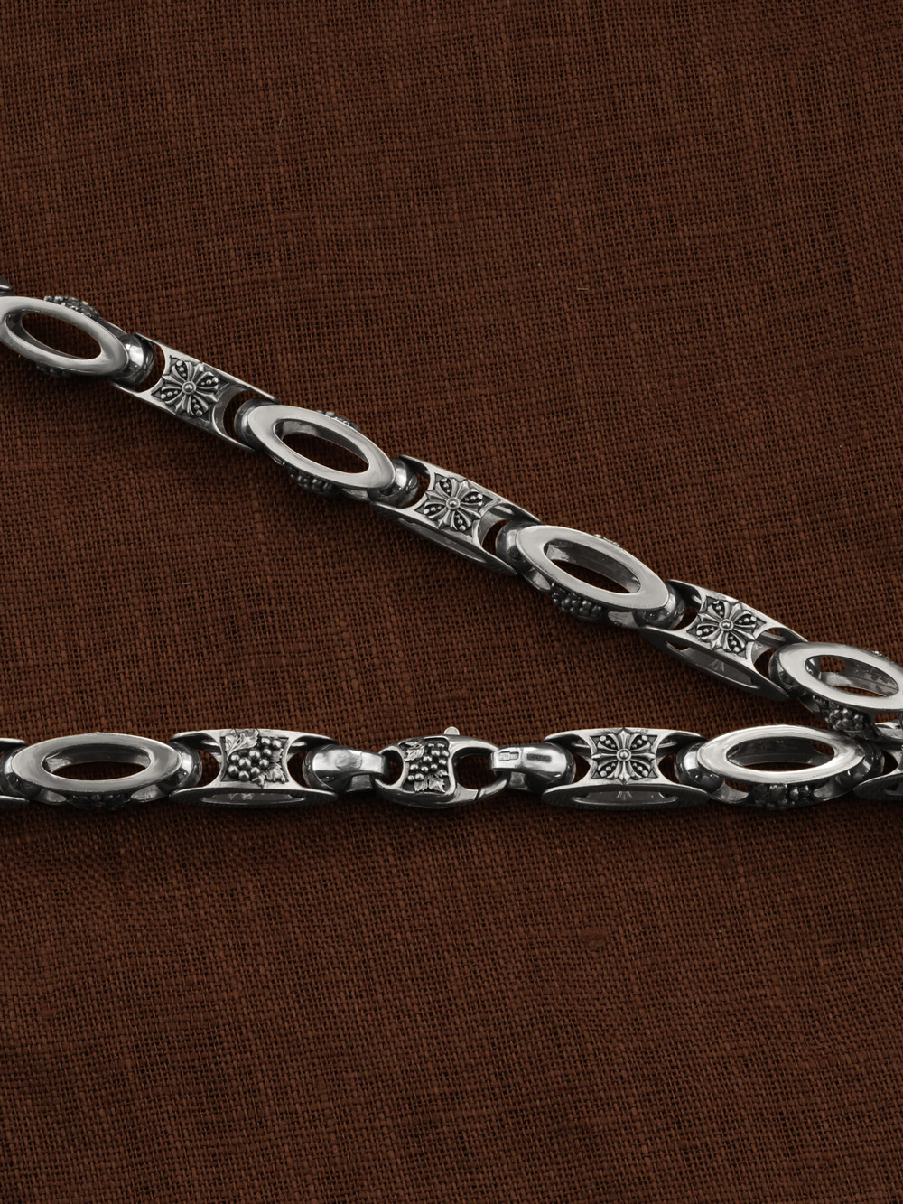 Цепь из белого золота