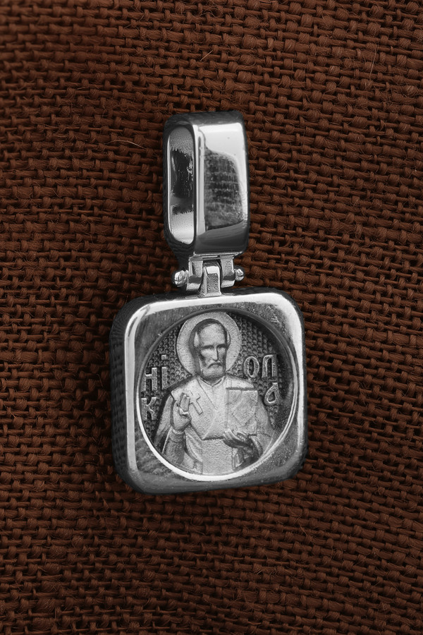 Образок из белого золота