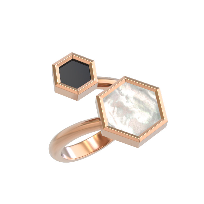 Кольцо из золота c ониксом и перламутром