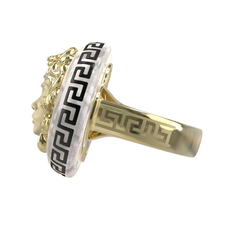 Кольцо из лимонного золота c эмаль и перламутром