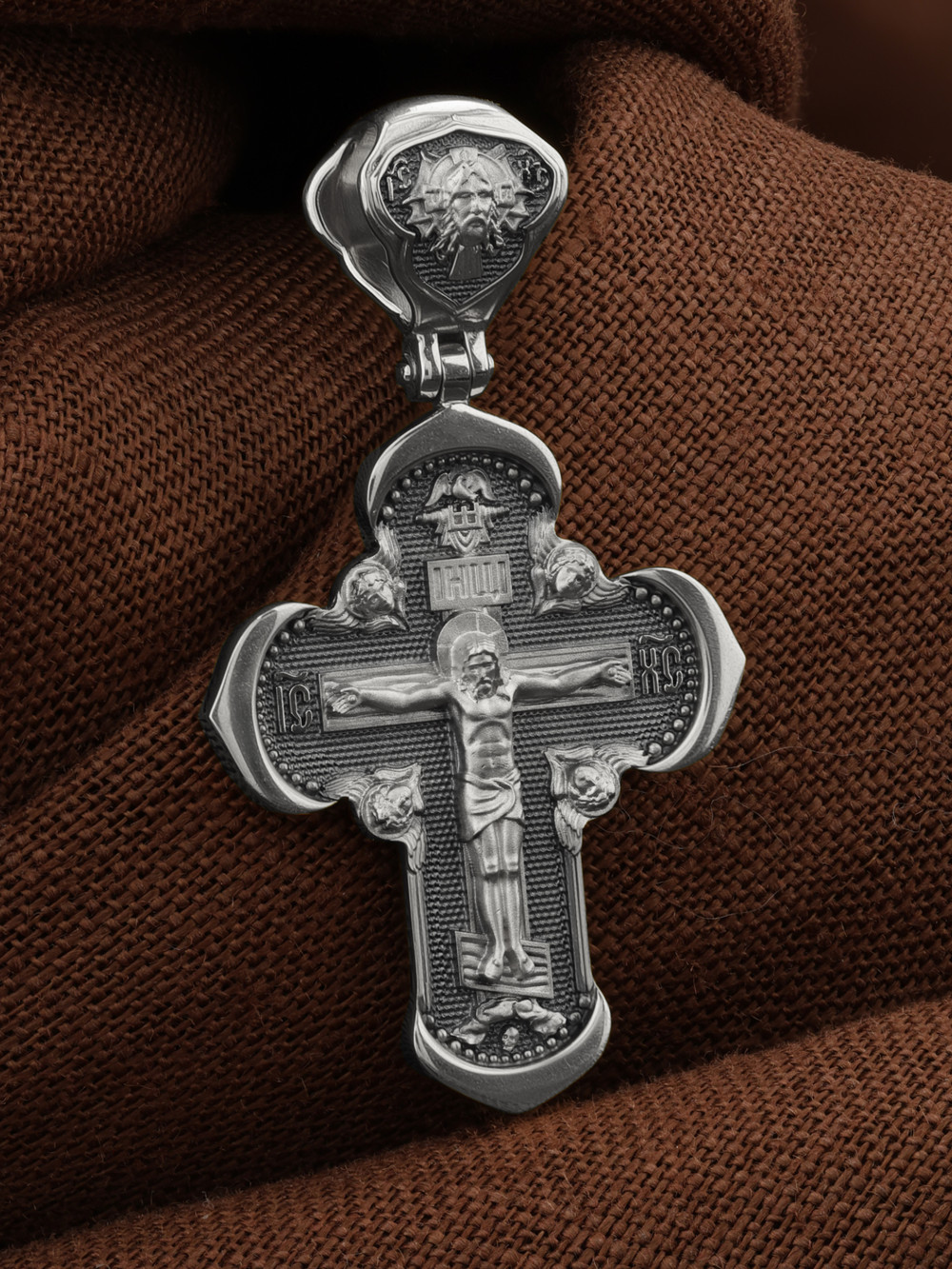 Крест из белого золота