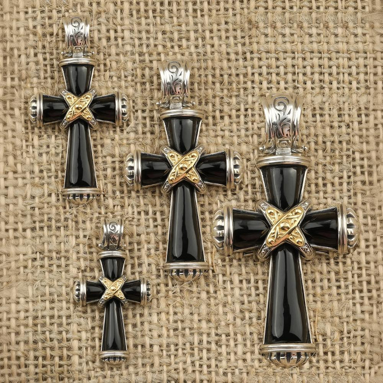 Крест из серебра и золота c ониксом и рубином
