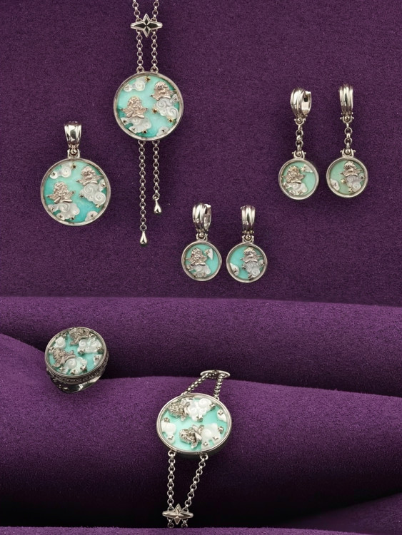 Колье из белого золота c бирюзой и перламутром